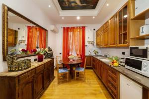 Dapur atau dapur kecil di Sancta Scala