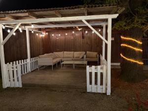 Patio nebo venkovní prostory v ubytování Pension Engin
