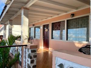 Φωτογραφία από το άλμπουμ του Upper Floor Retreat σε Castries