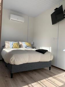 Ένα ή περισσότερα κρεβάτια σε δωμάτιο στο Jazmin apartment 3