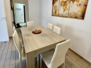 Foto da galeria de Domus Laterani by JFM - Comfortable apartment big terrace Colosseo em Roma