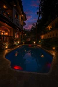 Bassein majutusasutuses Spacious room in Tagaytay! Pool, Billiards, Netflx või selle lähedal