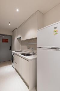 Kuchyň nebo kuchyňský kout v ubytování Hotel Modak Namdaemun