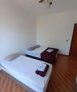 Afbeelding uit fotogalerij van Quarto Classic Efrata Centro in Itaboraí +26 foto's