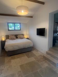 Letto o letti in una camera di Charming Provençal Villa with pool and garden