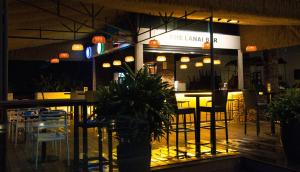 Restaurace v ubytování Hotel Sentral Seaview @ ​Beachfront