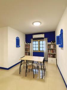 De bibliotheek in de villa