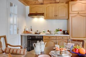 Η κουζίνα ή μικρή κουζίνα στο Mille Colline la Casa 2 - Happy Rentals