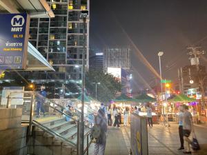 Gasten van 曼谷市中心大空间6卧室花园泳池别墅