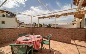 Ban công/sân hiên tại 4 Bedroom Gorgeous Home In Marbella