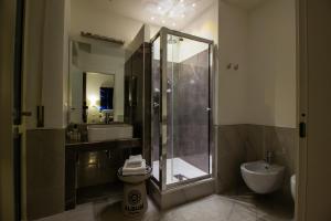 Kúpeľňa v ubytovaní Album Boutique Rooms