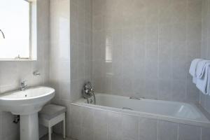 NyangaにあるMontclair Resort & Conferenceのギャラリーの写真