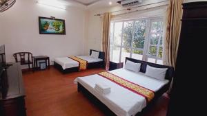 Gallery image of Biển Ngọc Hotel in Cửa Lò +11 photos