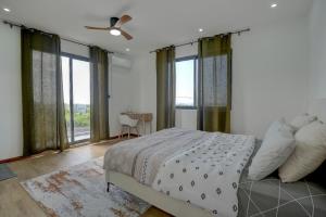Postel nebo postele na pokoji v ubytování Seaview villa
