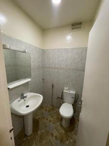 Ένα μπάνιο στο 2 bedroom apartment 10 min walk to beach agadir +6 φωτογραφίες