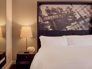 Voodi või voodid majutusasutuse Sofitel Brisbane Central toas