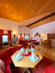 Posezení v ubytování Montafon Alpen Chalet