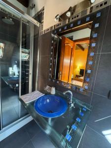 Gallery image of La Fuen hostal Bielsa-Parzan in Parzán +30 photos