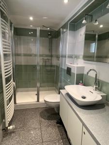 Koupelna v ubytování Ferienwohnung Neuhaus auf Norderney