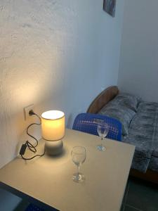 Postel nebo postele na pokoji v ubytování Mariyka Apartaments 2