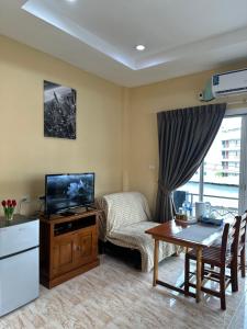 Foto dalla galleria di BT hotel Kata Beach a Kata Beach Altre 24 foto