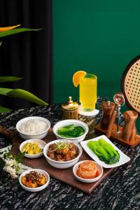 Đồ ăn tại/gần khách sạn