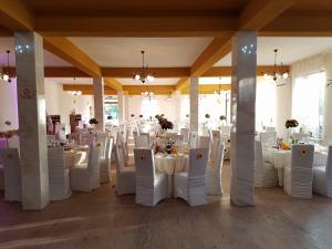 Restaurace v ubytování Transylvania Hills + 37 fotografií