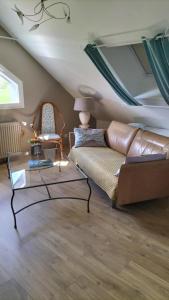 Część wypoczynkowa w obiekcie Appartement Vallée de la Risle