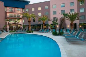 Πισίνα στο ή κοντά στο Sheraton Mesa Hotel at Wrigleyville West