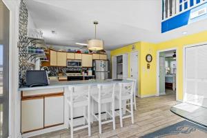 Η κουζίνα ή μικρή κουζίνα στο SeaHorse Island 446 OBW home