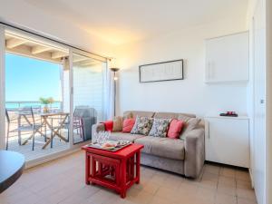 Posezení v ubytování Studio Horizon-1 by Interhome