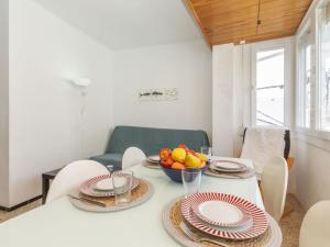 Posezení v ubytování Apartment Blue Ocean-2 by Interhome