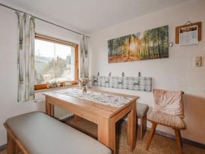 Posezení v ubytování Apartment Dachstein Südwand-2 by Interhome