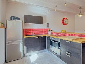 Dapur atau dapur kecil di Holiday Home Ker Lolis by Interhome