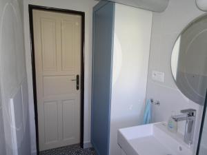 Bagno di chalupa U Hovorků s bazénem - u pískoven Vlkov