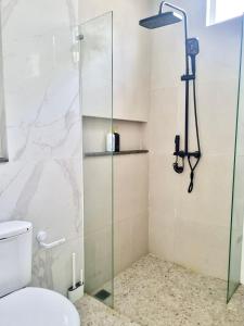 Koupelna v ubytování AV Villa Yogyakarta + 7 fotografií
