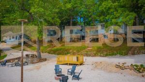 Φωτογραφία από το άλμπουμ του Beach Cabin #5 σε Lake Ozark