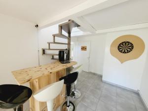 Fotografia z galérie ubytovania Grande maison familiale avec piscine, proche plage v destinácii Villeneuve-lès-Béziers