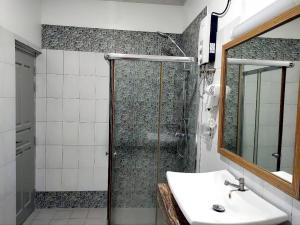 Kopalnica v nastanitvi Turtle Inn Dharavandhoo