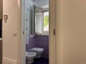 Et badeværelse på Appartamento Lidia - vacanze al mare pieno centro - Premium Villas + 13 billeder