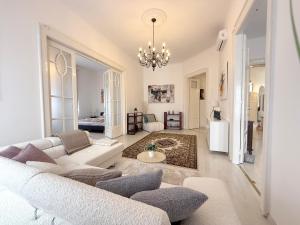Posedenie v ubytovaní Elegant 125m2 apartment in center of Budapest