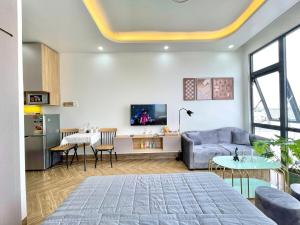 Nhà bếp/bếp nhỏ tại Dr 502 Modern Studio With City View And Kitchen