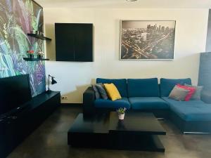 Część wypoczynkowa w obiekcie Apartament z widokiem na Wawel w centrum miasta