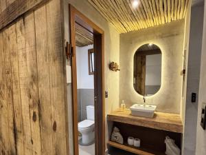 Bilik mandi di Hotel Pousada Pitinga