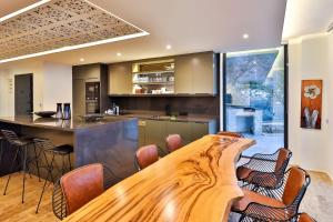 Η κουζίνα ή μικρή κουζίνα στο Villa Panorama 1