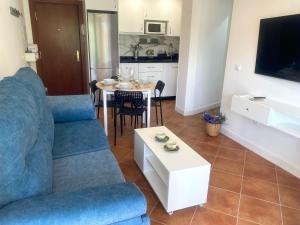 Kuchyň nebo kuchyňský kout v ubytování APARTAMENTO EN EL CENTRO CERCA DE La PLAYA
