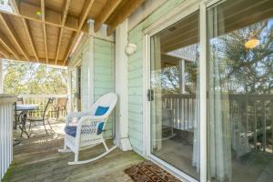 Gallery image of Ocean Dunes 2206B - Daily Breeze by Carolina Beach Realty in Kure Beach