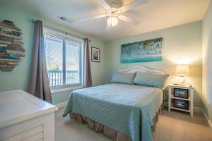 Gallery image of Ocean Dunes 2206B - Daily Breeze by Carolina Beach Realty in Kure Beach +35 photos