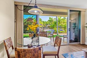 Posezení v ubytování Maui Eldorado E106