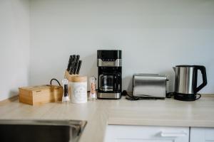 Fotografie z fotogalerie ubytování Jenapartments 4SZ 8P - Balkon, Boxspring, Smart TV v destinaci Jena